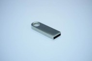 Obrázek Compact hliníkový USB flash disk s očkem 32GB